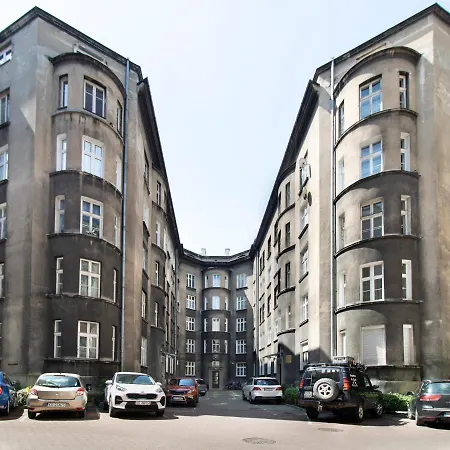 Apartamento Spacious Zyblikiewicza Street Cracóvia